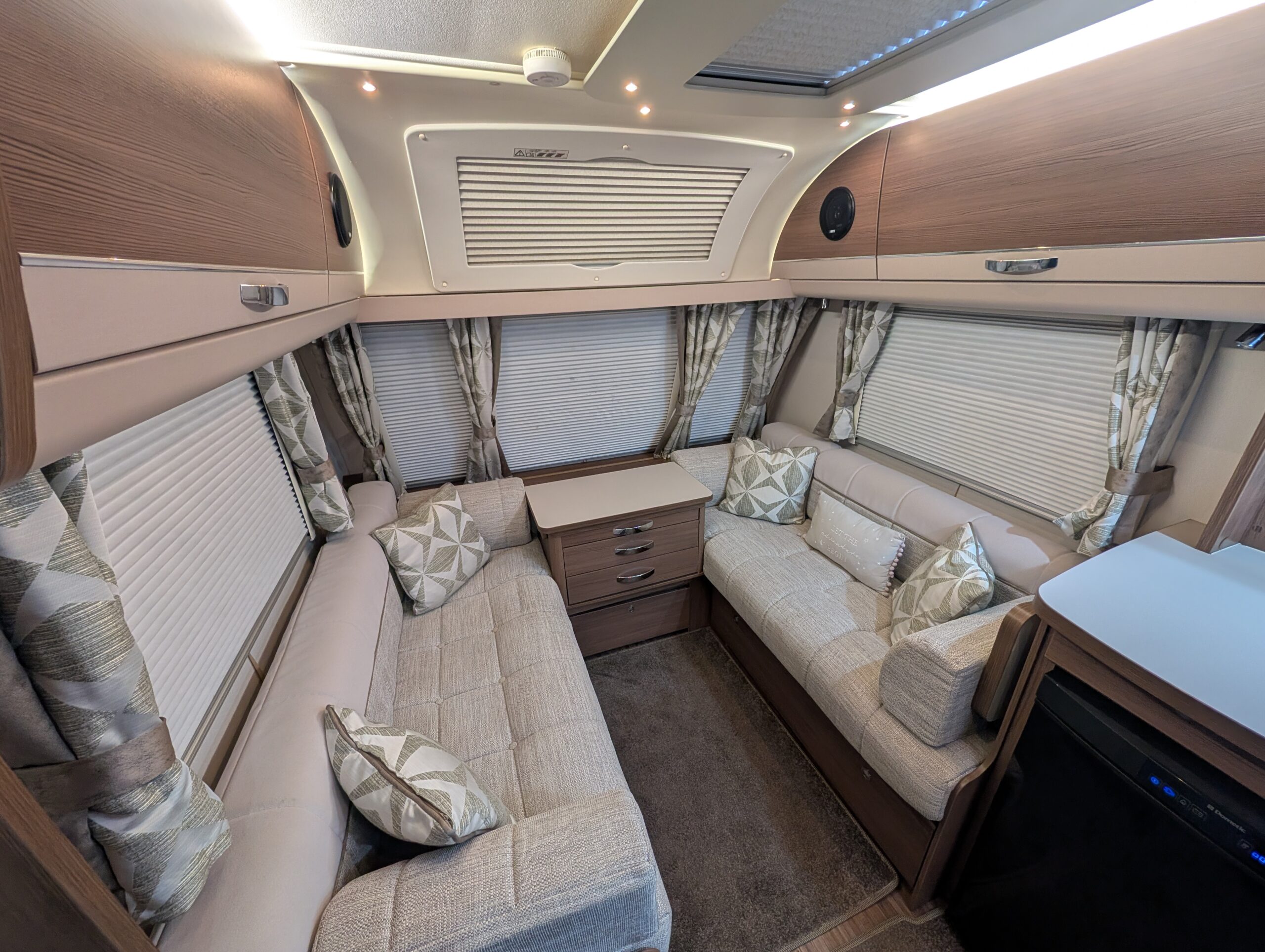 
								Elddis Affinity 550 full									