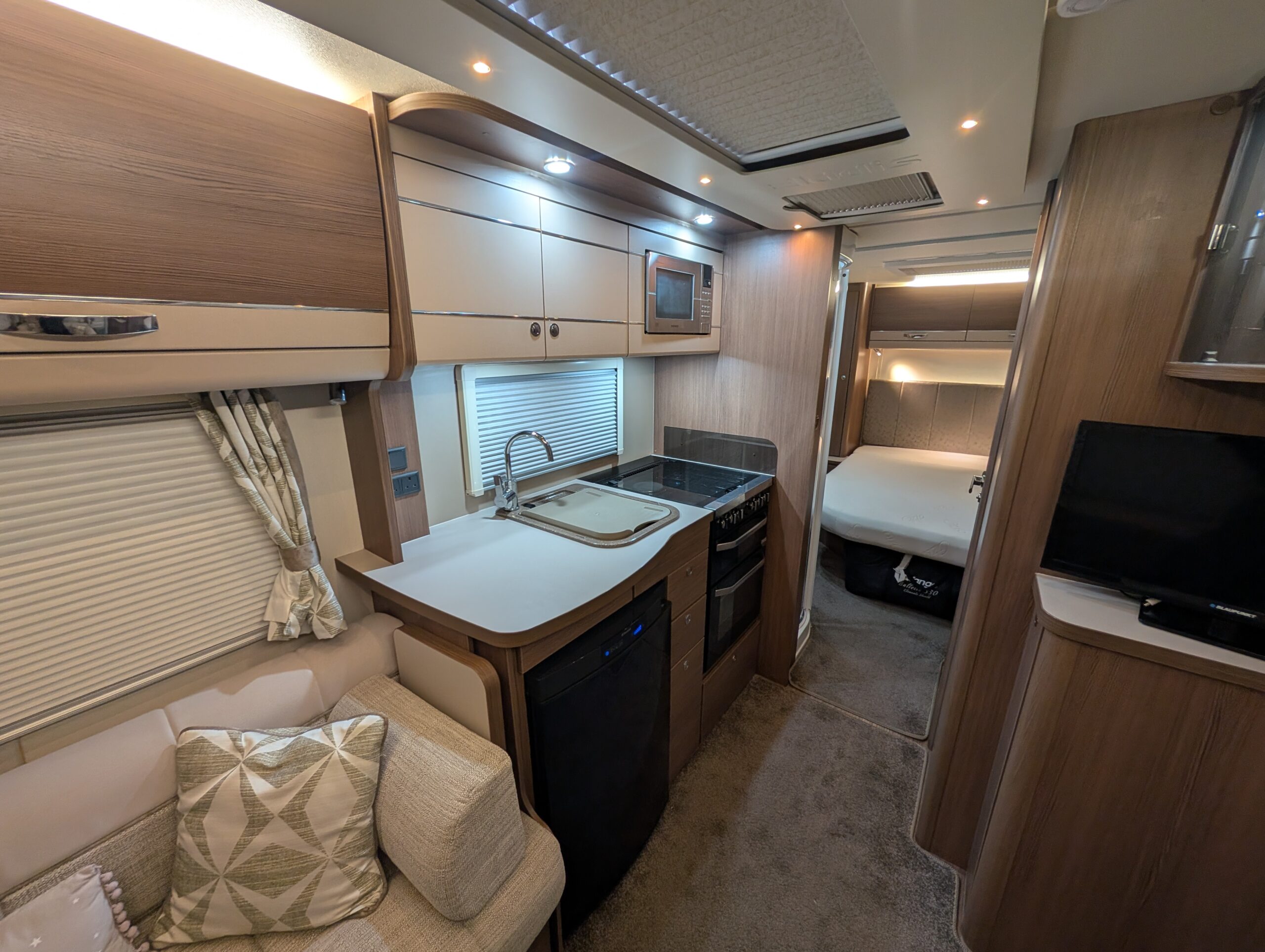 
								Elddis Affinity 550 full									
