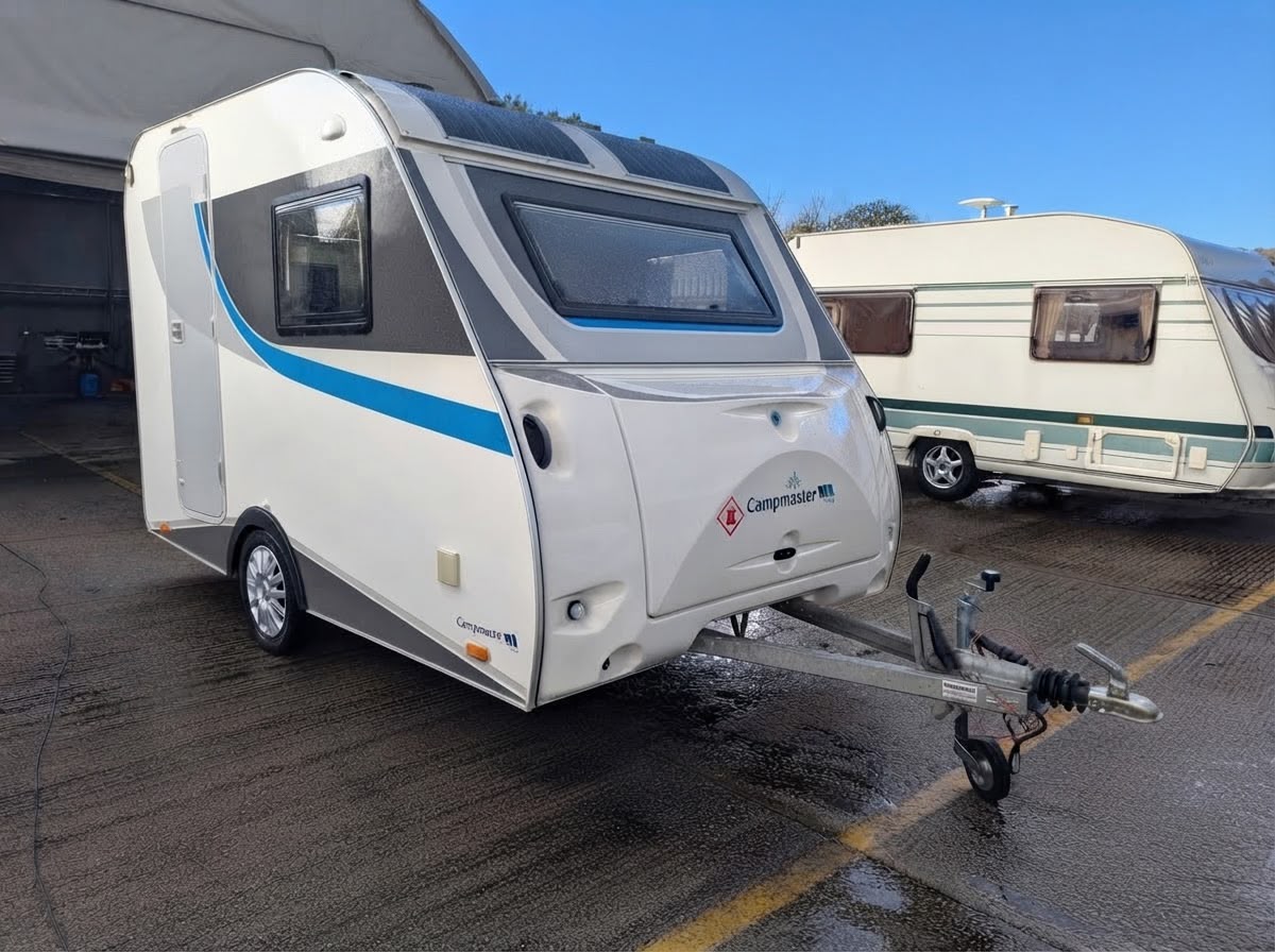 
								Campmaster King full									